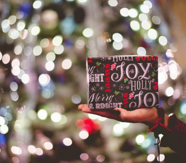 How to Use Christmas DTF Transfers to Create Festive T-Shirts & Gifts